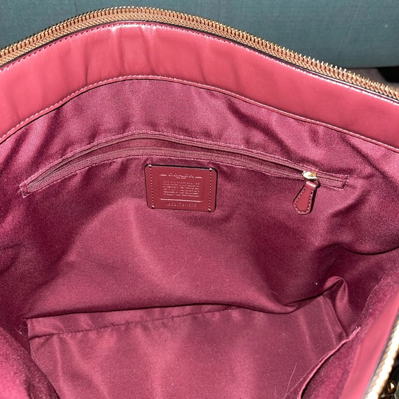 Coach purse - Picture 5 of 7